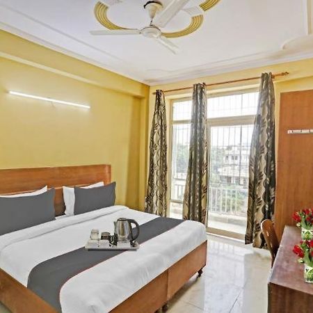 Hotel Ashvins Palace Gurgaon Esterno foto