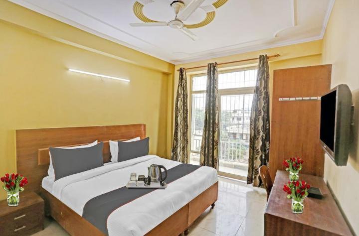 Hotel Ashvins Palace Gurgaon Esterno foto