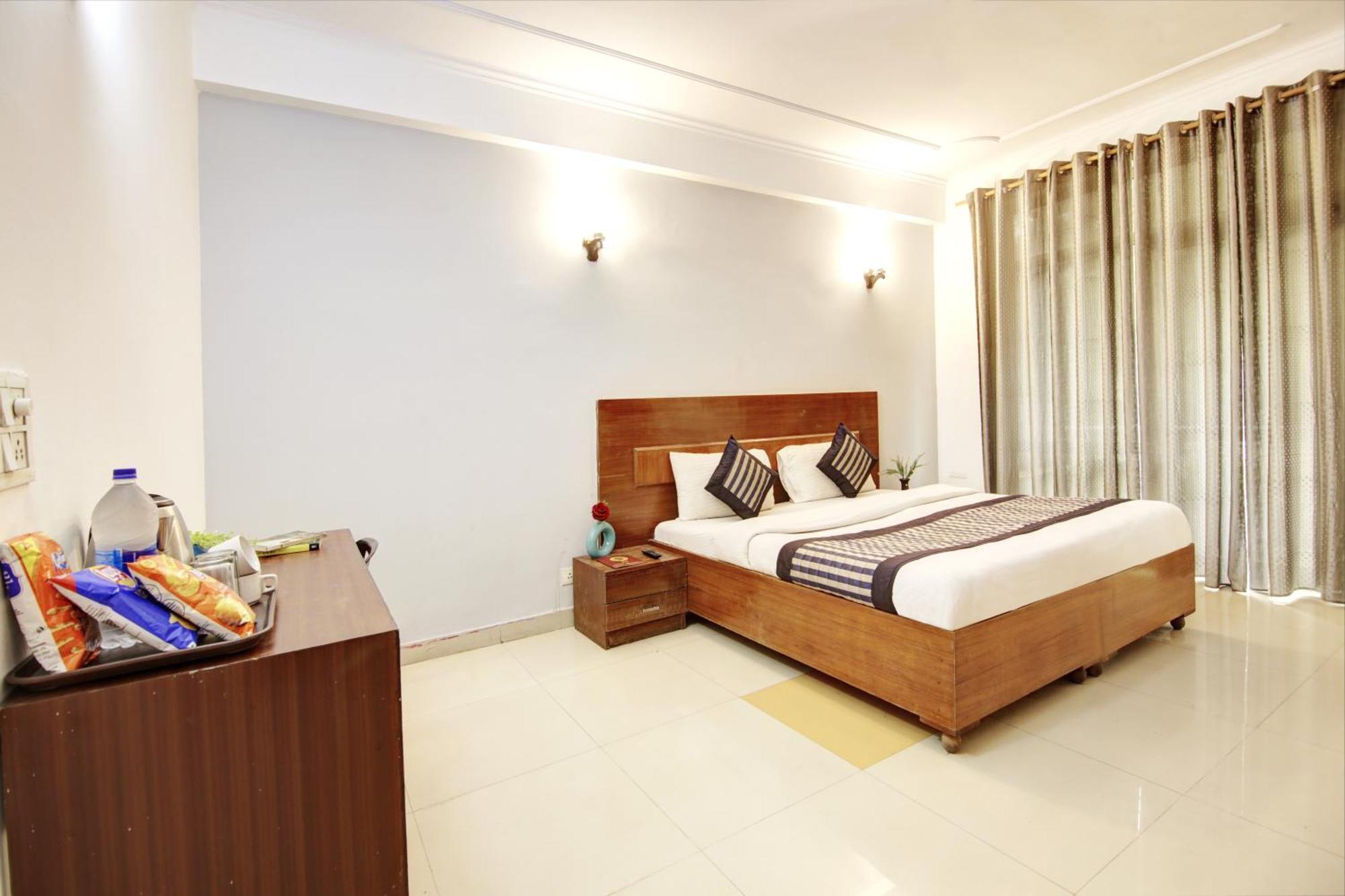 Hotel Ashvins Palace Gurgaon Esterno foto