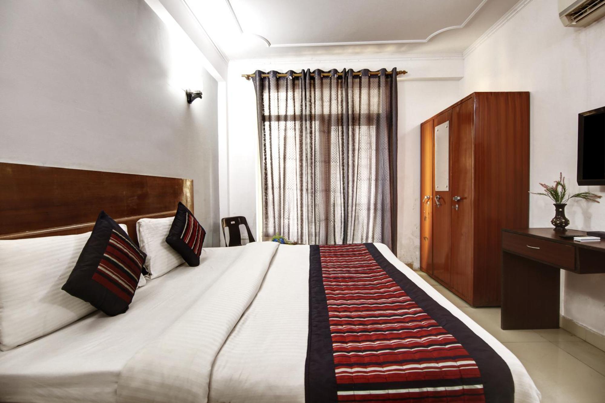 Hotel Ashvins Palace Gurgaon Esterno foto
