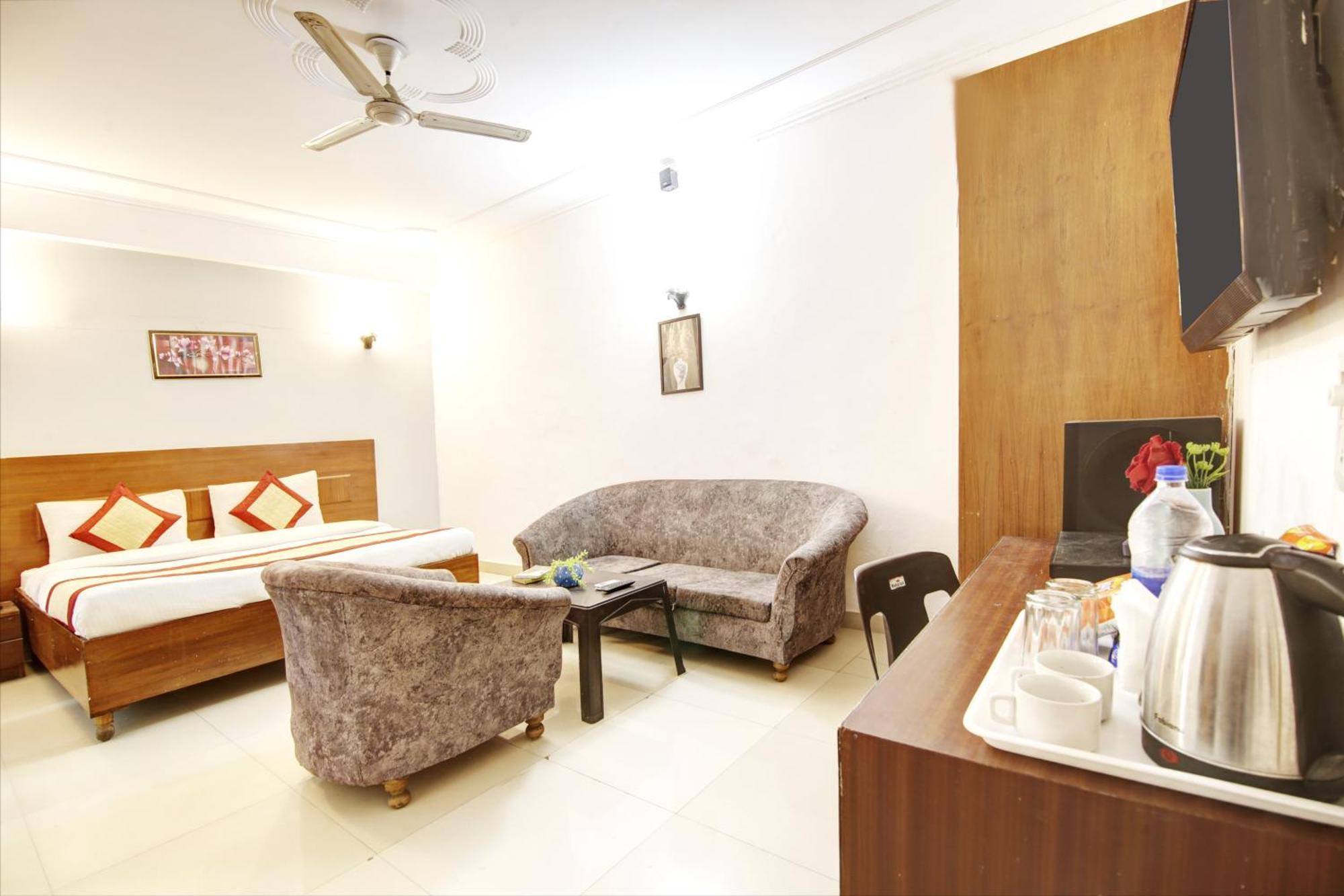 Hotel Ashvins Palace Gurgaon Esterno foto
