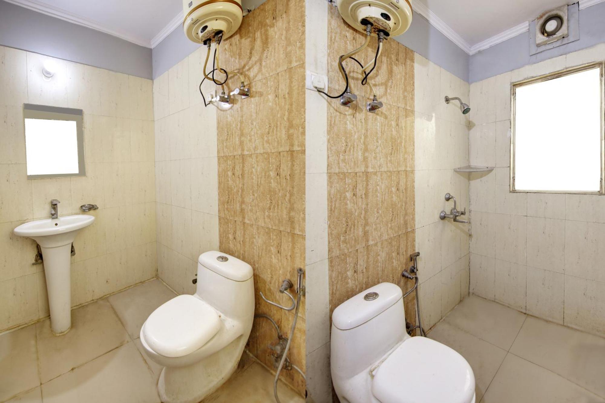 Hotel Ashvins Palace Gurgaon Esterno foto