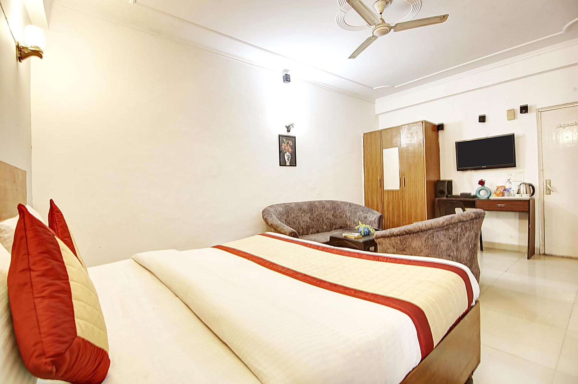 Hotel Ashvins Palace Gurgaon Esterno foto