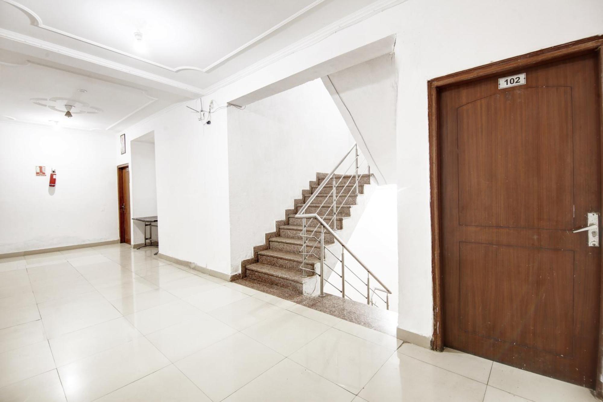 Hotel Ashvins Palace Gurgaon Esterno foto
