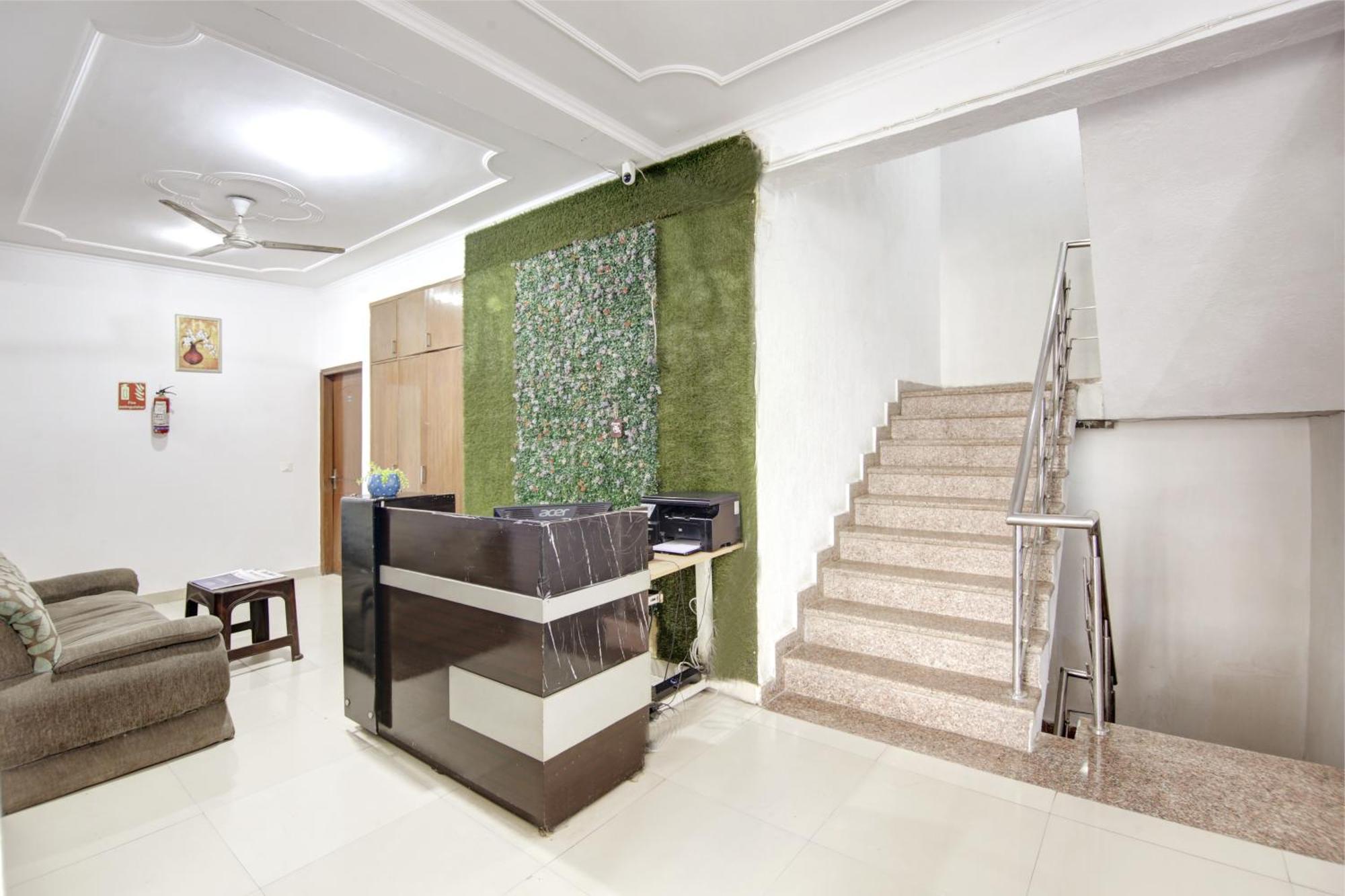 Hotel Ashvins Palace Gurgaon Esterno foto